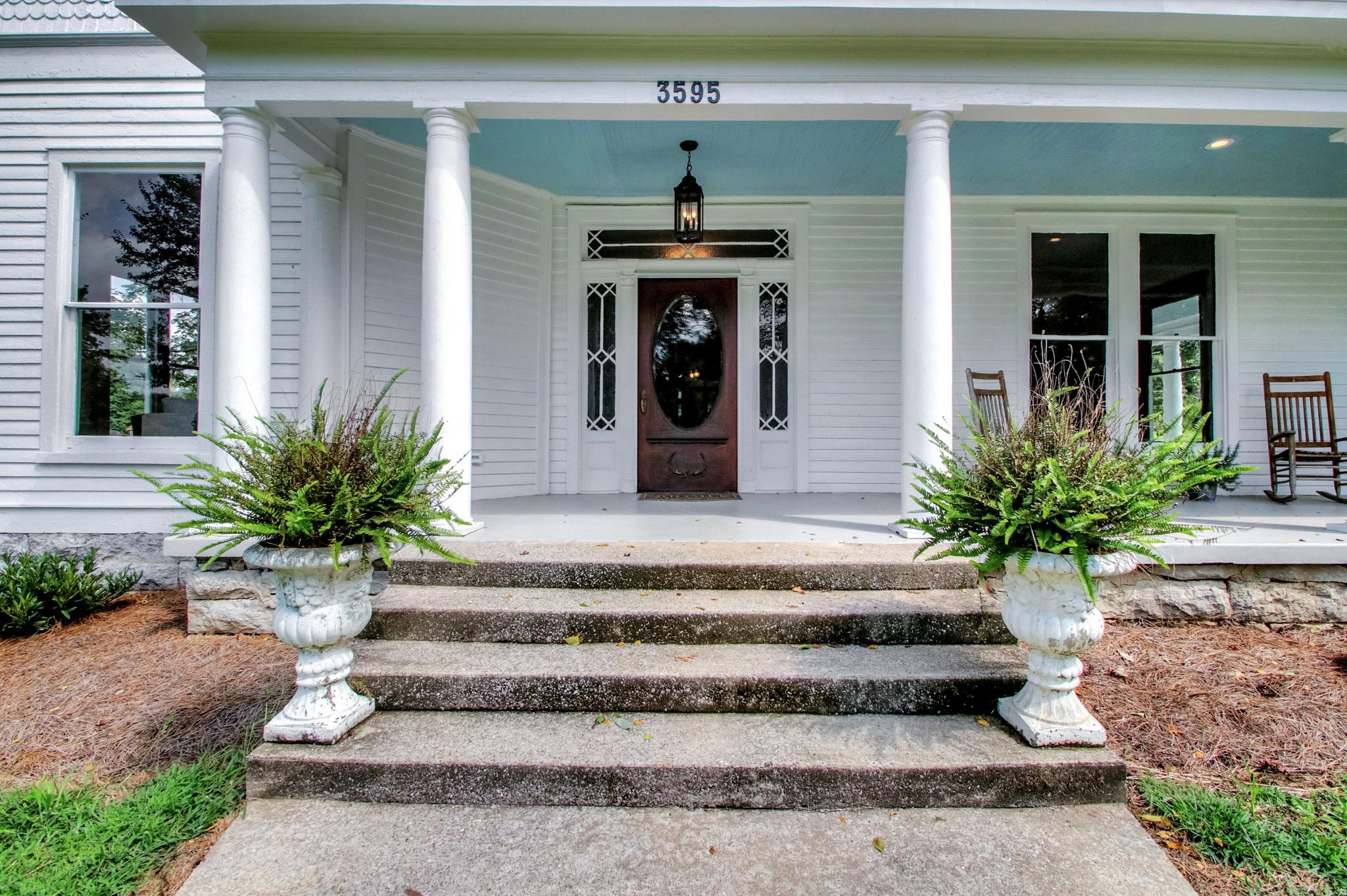 3595 Old Rome Pike Lebanon, TN 37087 - Photo 2 of 28 Welcoming front entry with porches that lead around to the kitchen entrance