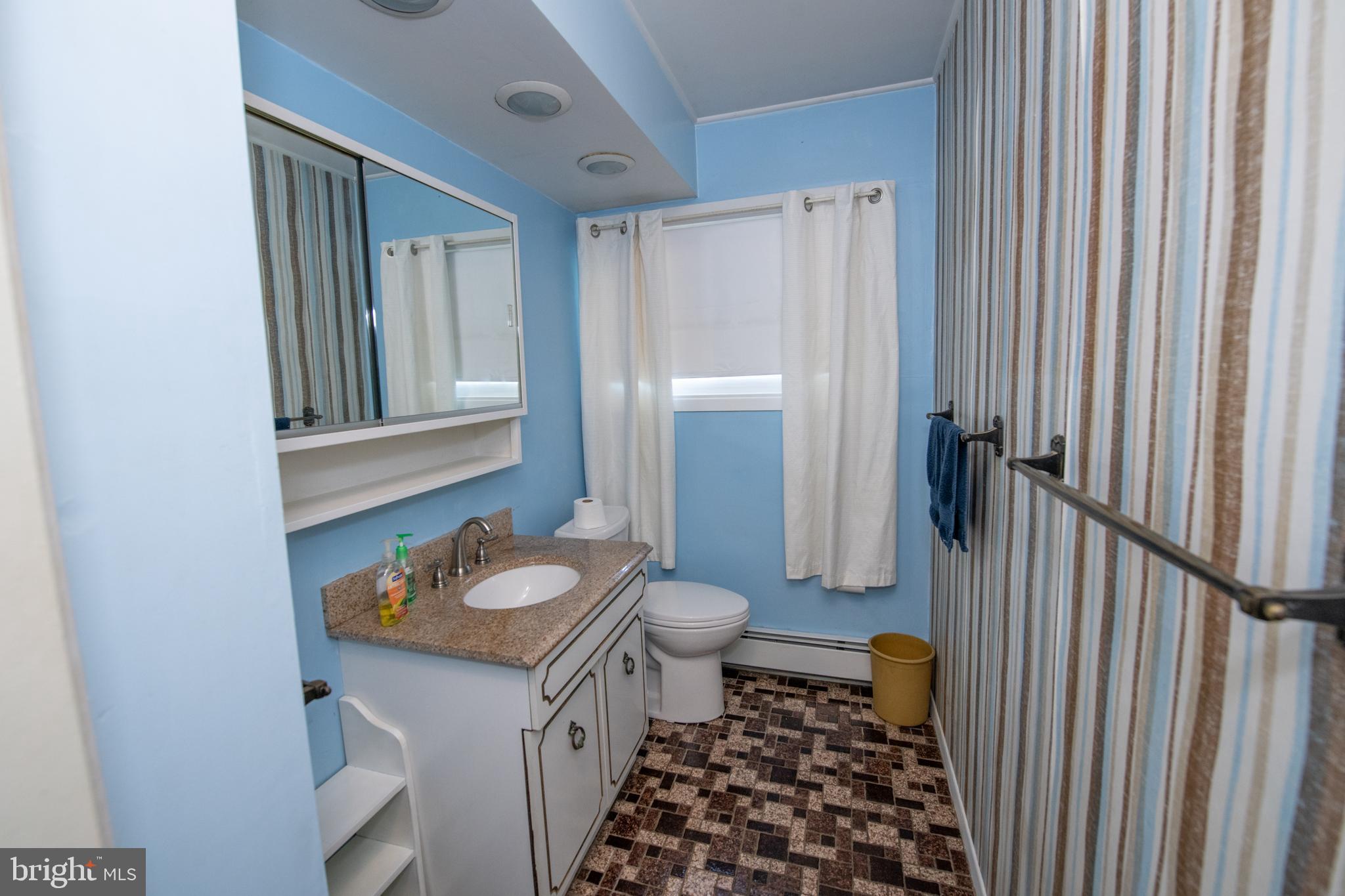 87 Fieldstone Road Levittown, PA 19056 - Photo 17 of 37 Gallery Image 17