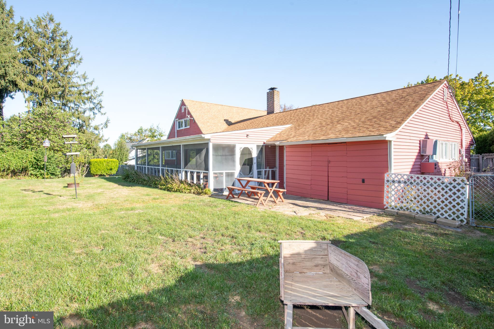 87 Fieldstone Road Levittown, PA 19056 - Photo 30 of 37 Gallery Image 30