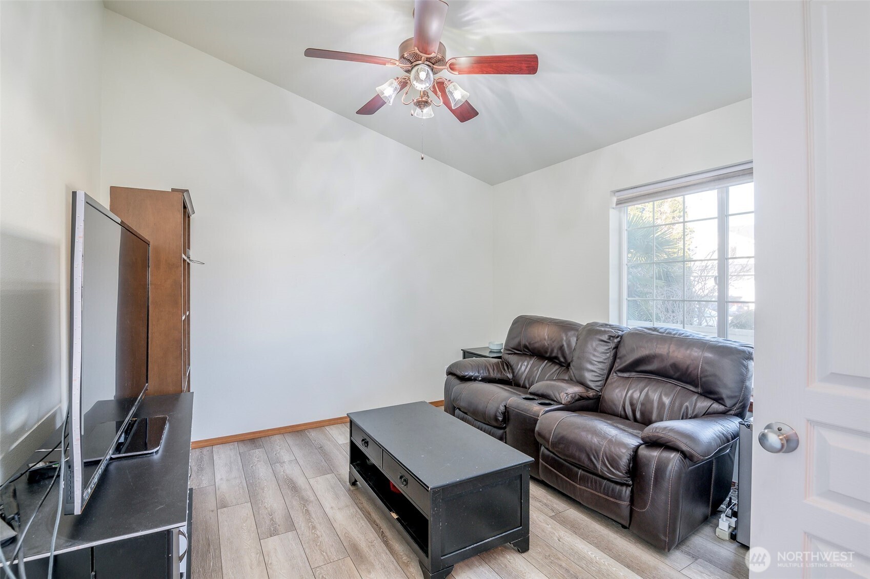 1405 Riddell Avenue Northeast Orting, WA 98360 - Photo 22 of 32