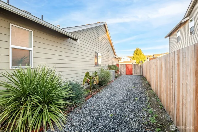 $519,000 | 1405 Riddell Avenue Northeast, Orting, WA 98360