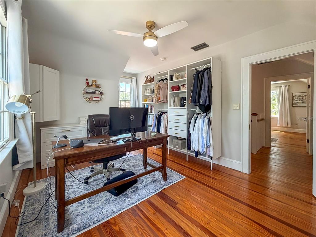 417 Southwest 10th Street Gainesville, FL 32601 - Photo 41 of 50