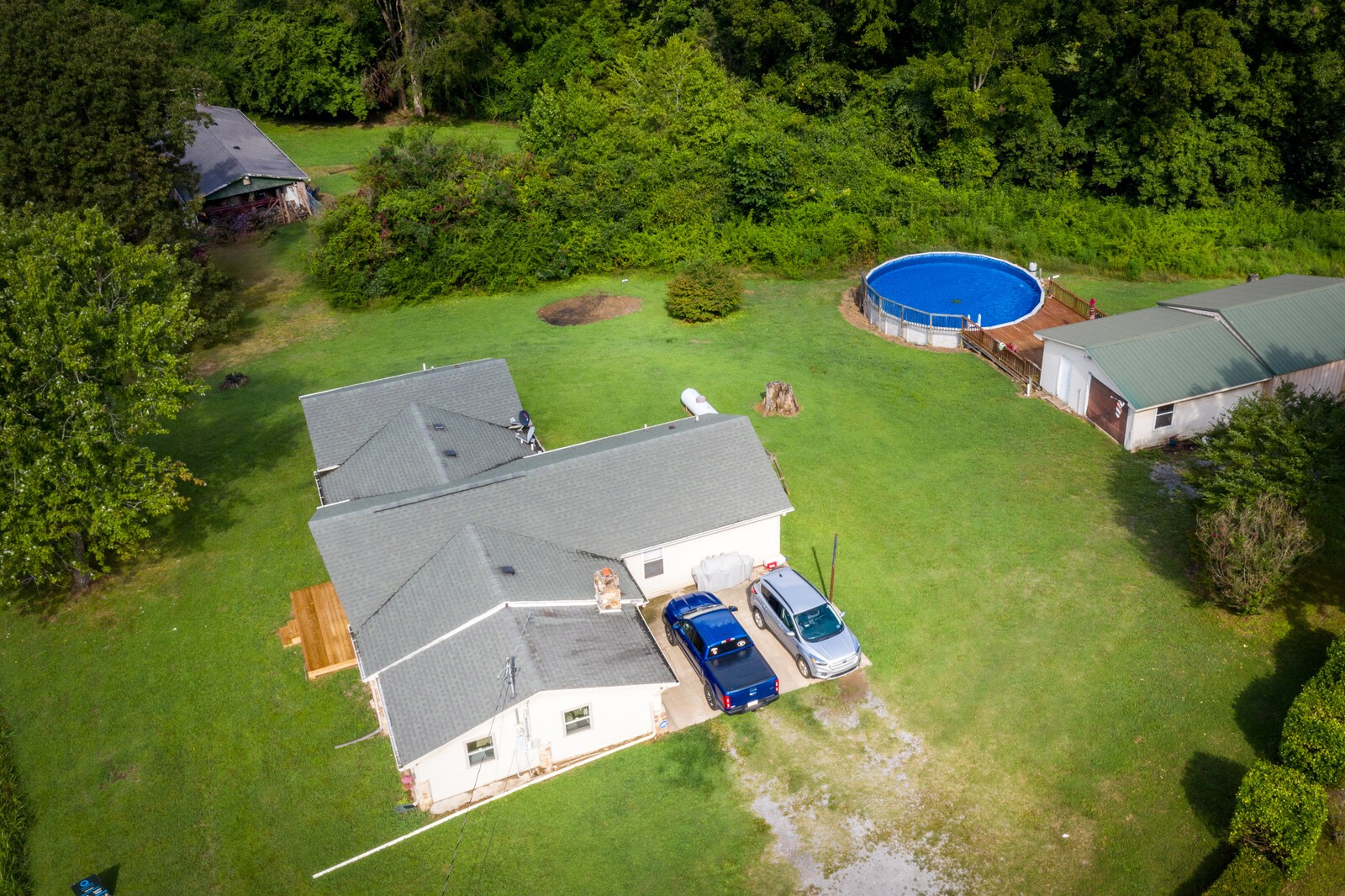 1425 Grays Chapel Road Southside, TN 37171 - Photo 27 of 32 Gallery Image 27