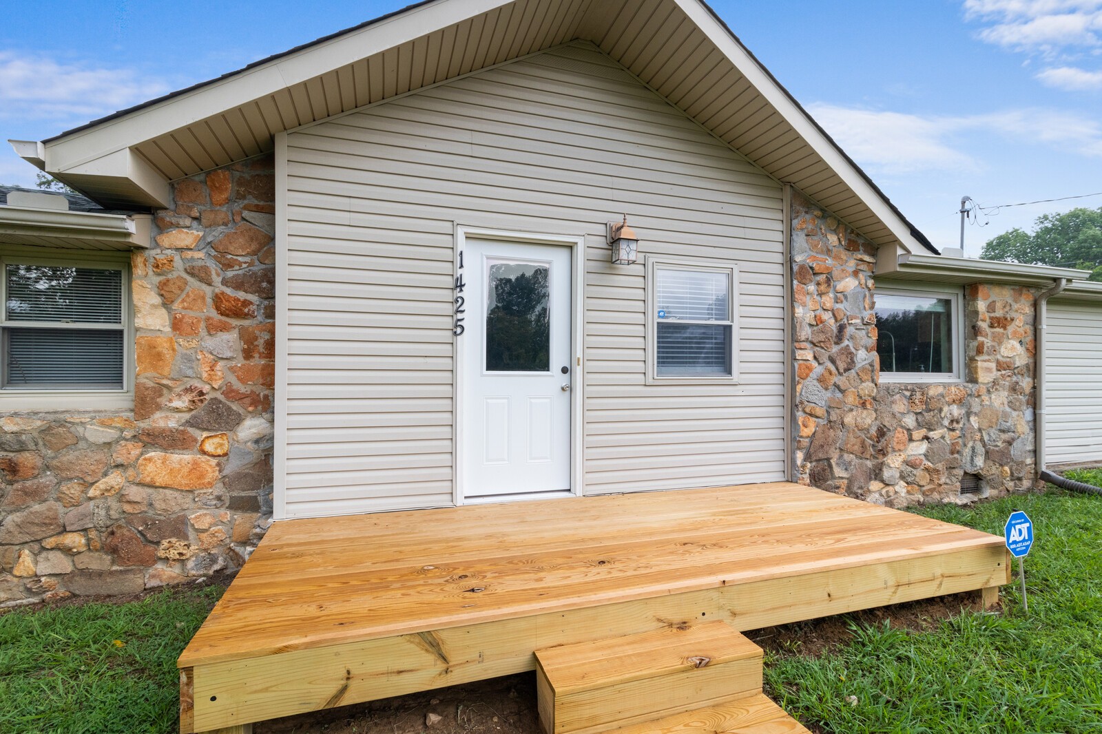 1425 Grays Chapel Road Southside, TN 37171 - Photo 3 of 32 Gallery Image 3