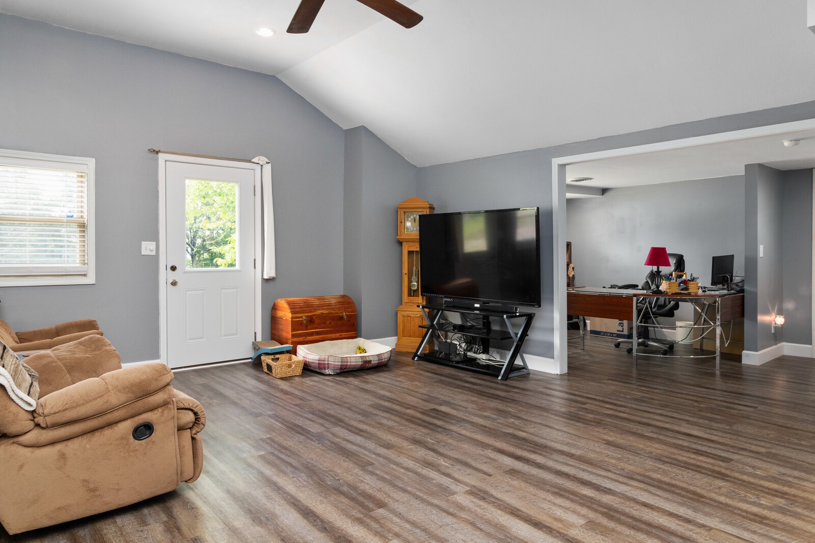 1425 Grays Chapel Road Southside, TN 37171 - Photo 6 of 32 Gallery Image 6