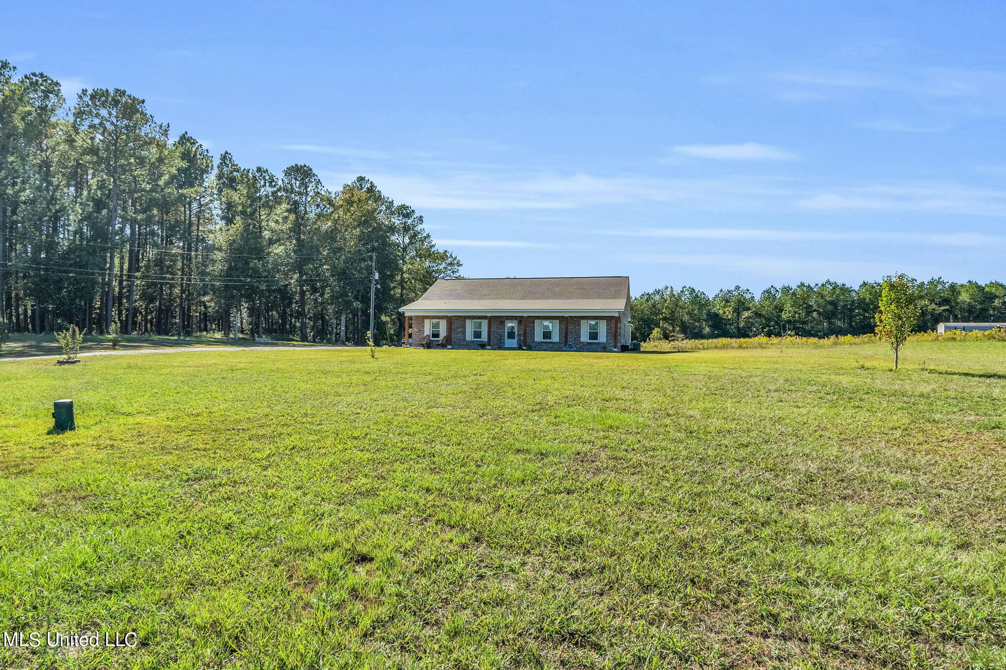 621 Hickory Grove Road Sumrall, MS 39482 - Photo 2 of 44 621_Hickory_Grove_Rd-2