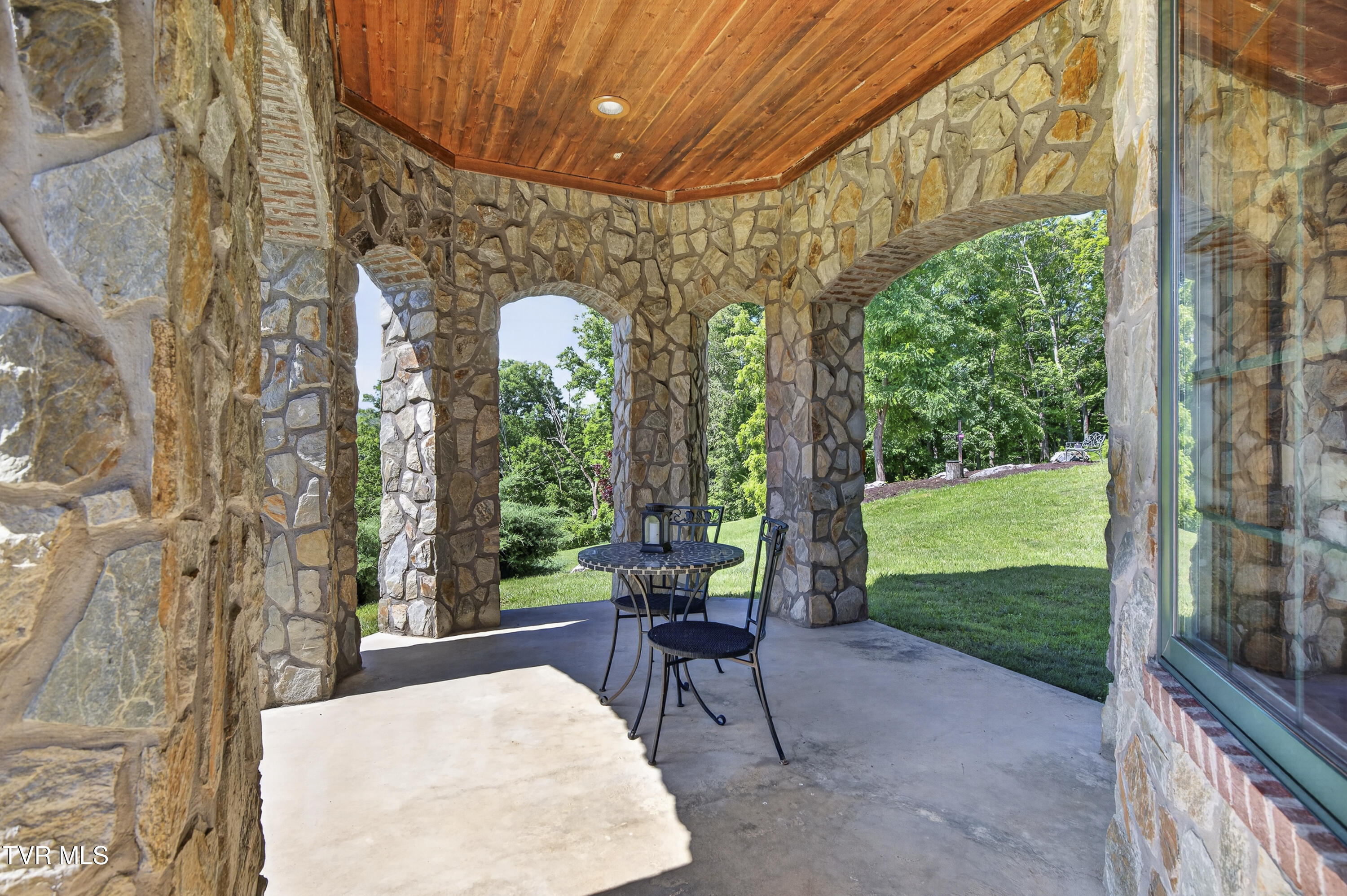 15277 Bishop Road Chilhowie, VA 24319 - Photo 61 of 92 15277-Bishop-Rd-Chilhowie-VA Cynthia-Rou