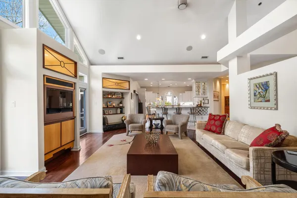 $1,195,000 | 14 Caledonia Drive, Seaville, NJ 08230