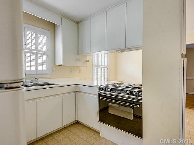 4101 Rutherford Drive Charlotte, NC 28210 - Photo 7 of 16 Gallery Image 7