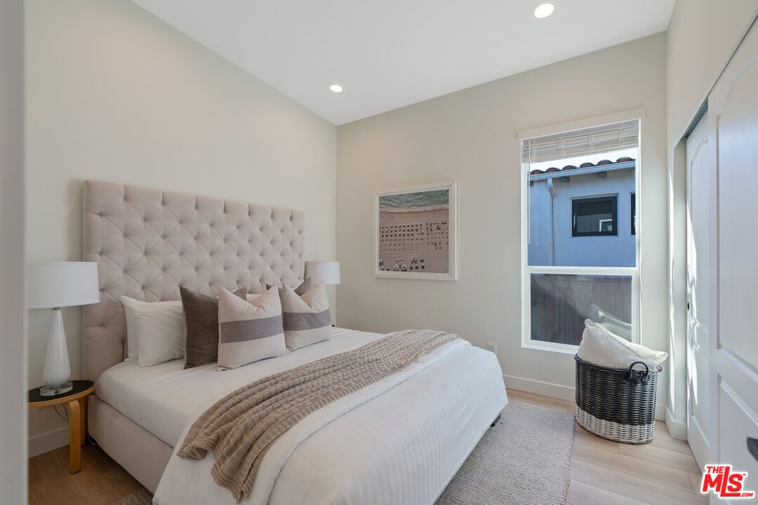 29500 Heathercliff Road, Unit 64 Malibu, CA 90265 - Photo 19 of 42