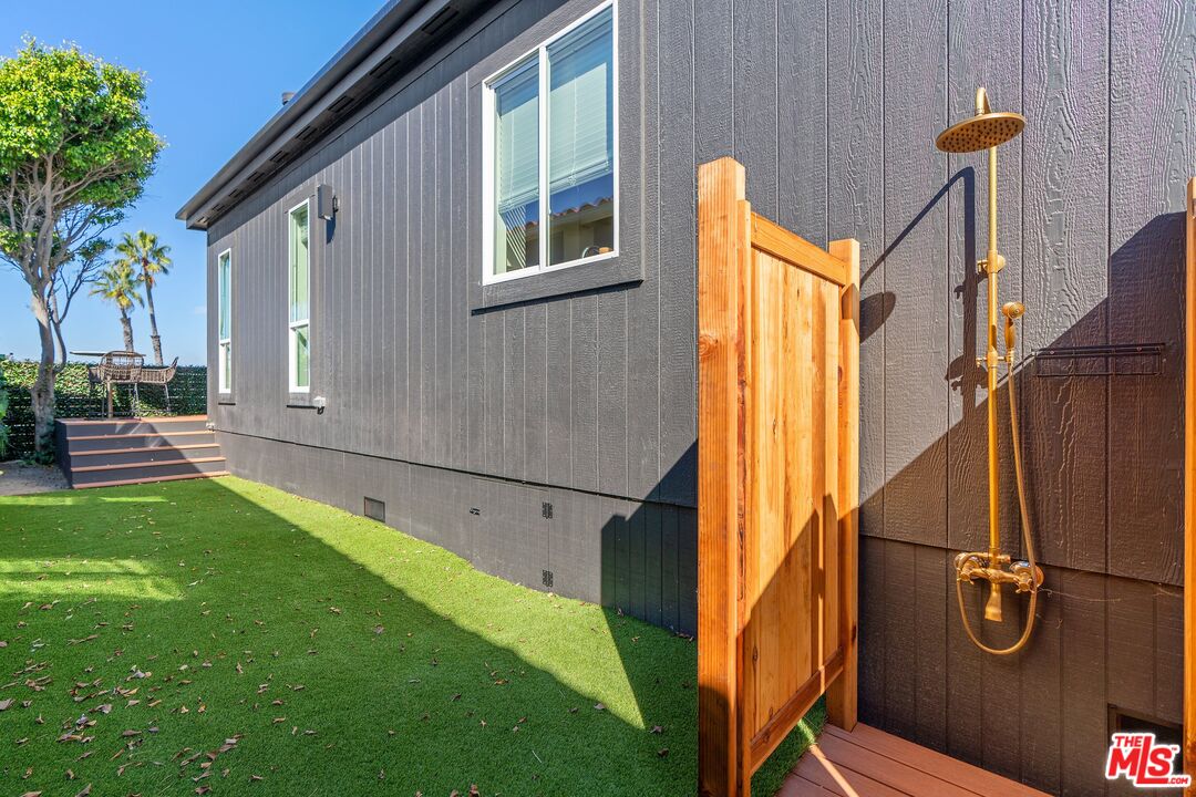 29500 Heathercliff Road, Unit 64 Malibu, CA 90265 - Photo 31 of 42