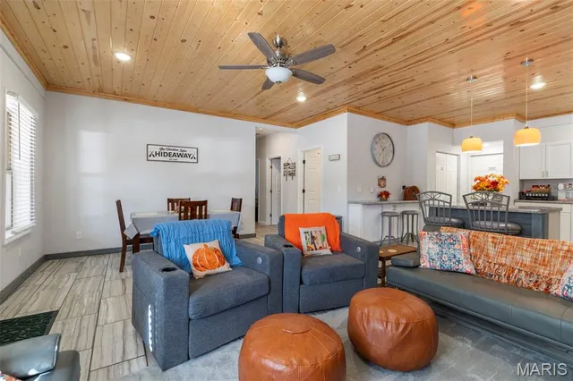 $190,000 | 19899 East 1820th Road, Fair Play, MO 65649