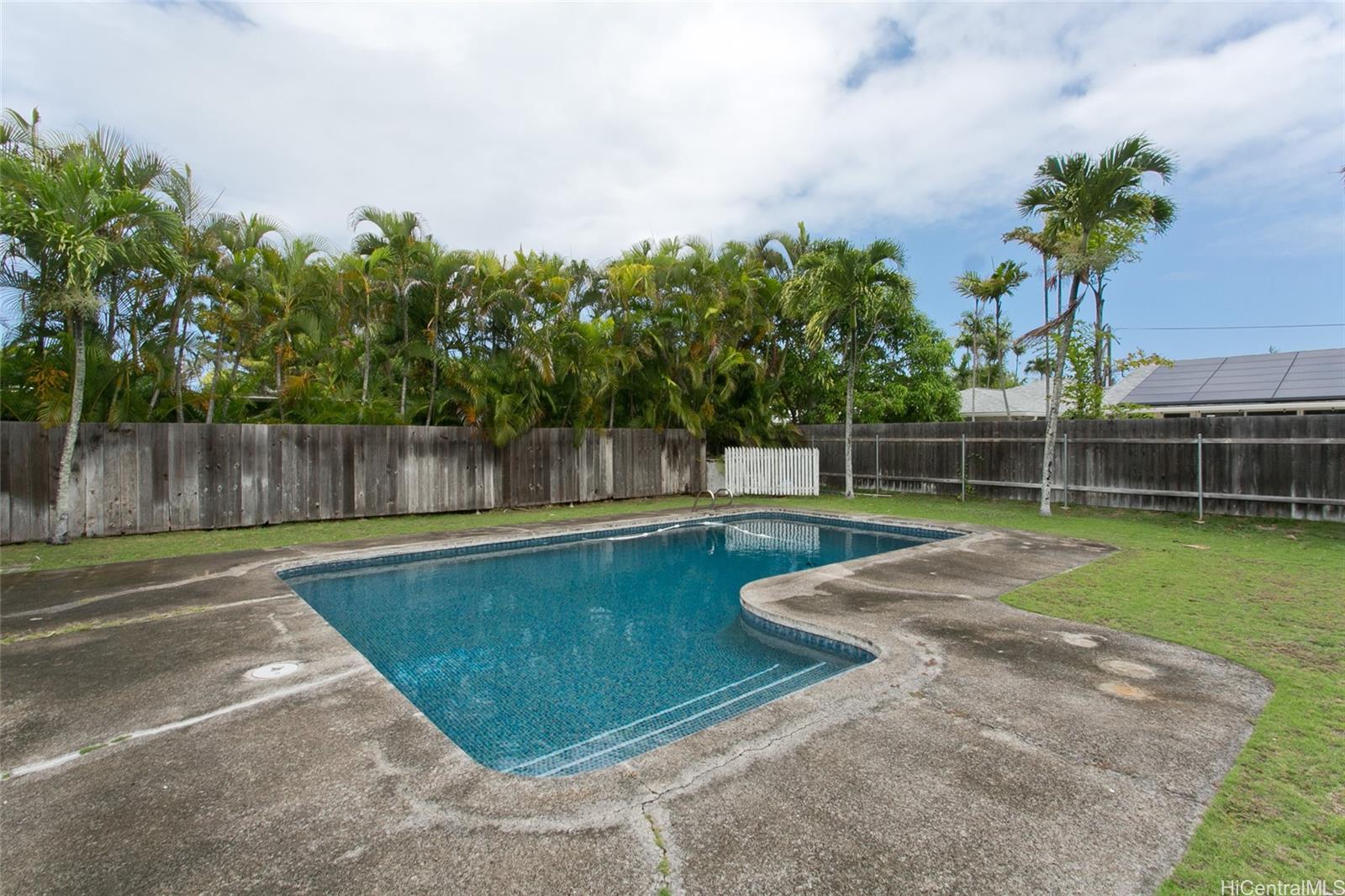 119 Kuulei Road Kailua, HI 96734 - Photo 18 of 25 Gallery Image 18