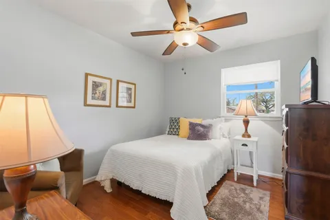 $299,000 | 9522 Hammerly Boulevard, Houston, TX 77080