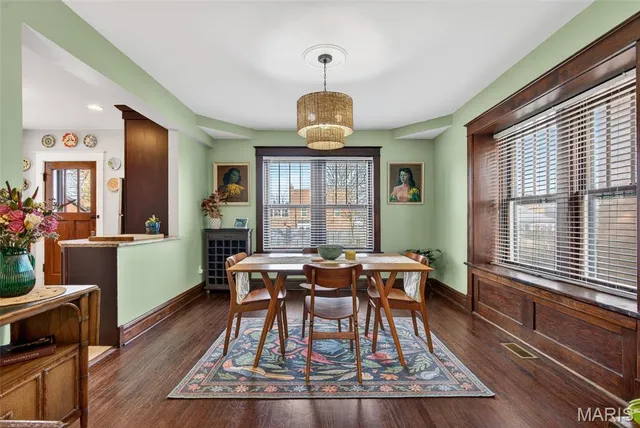 $339,900 | 7443 Amherst Avenue, St. Louis, MO 63130