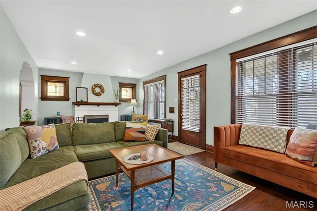 $339,900 | 7443 Amherst Avenue, St. Louis, MO 63130