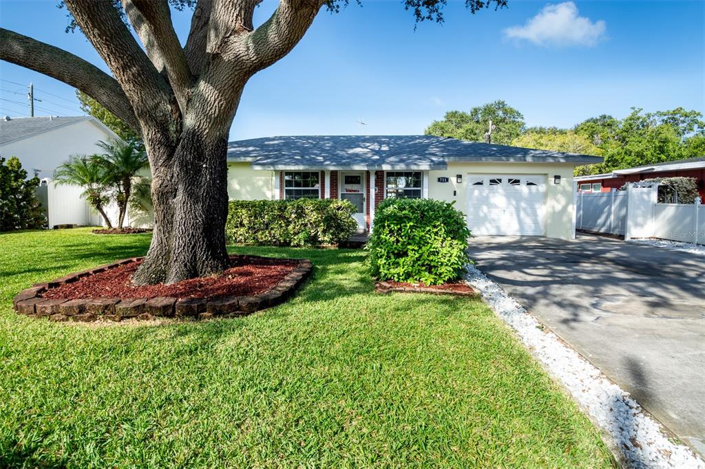 711 22nd Street Southwest Largo, FL 33770 - Photo 10 of 38 Gallery Image 10