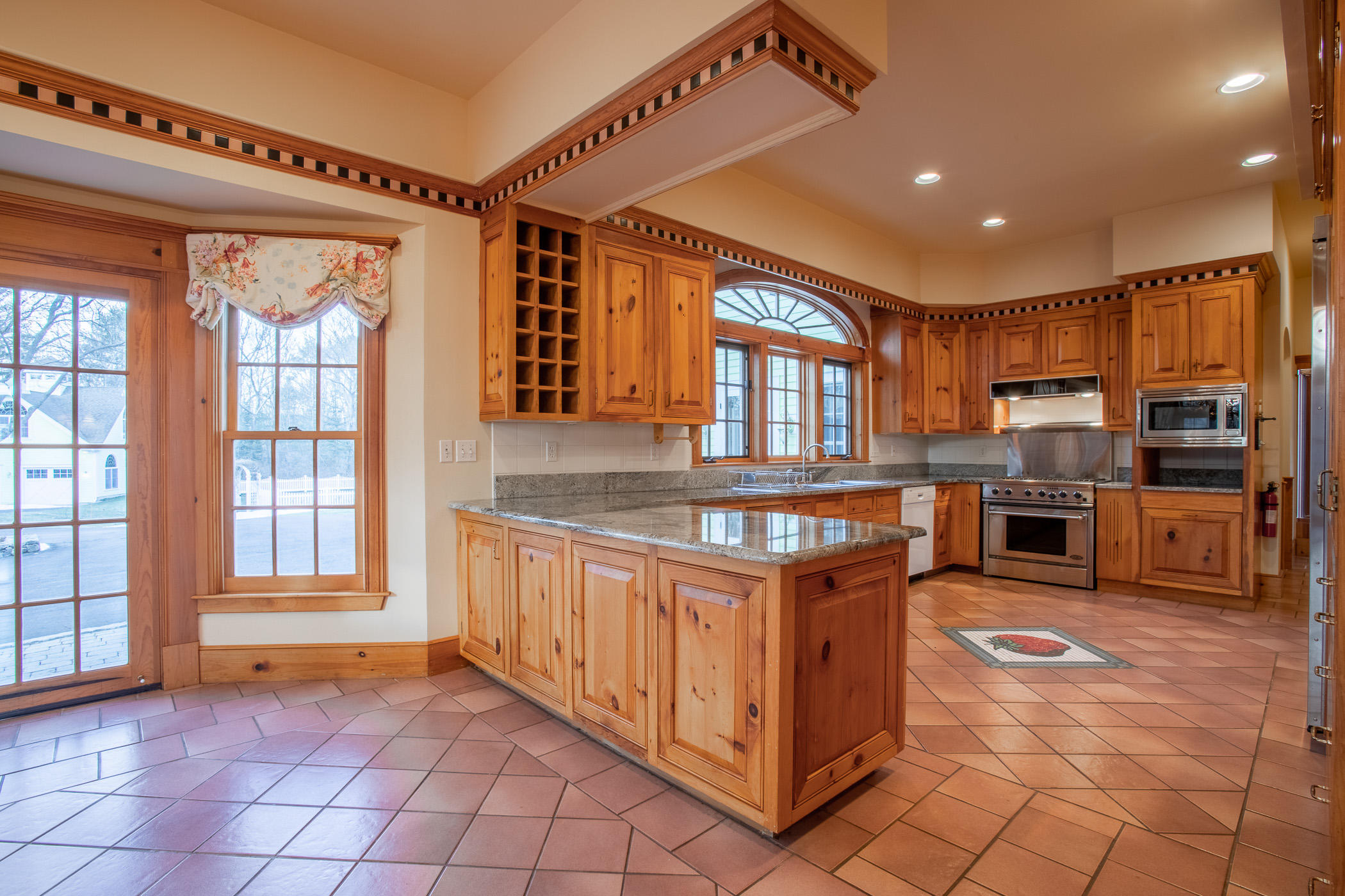 188 Mills Road Kennebunkport, ME 04046 - Photo 10 of 45 packmaynard_188millsrdkennebunkport_resh