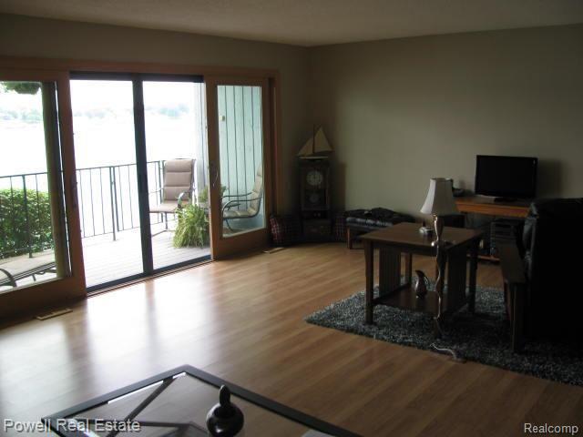 1715 River Road, Unit 27 St. Clair, MI 48079 - Photo 13 of 24 Family Room facing the River