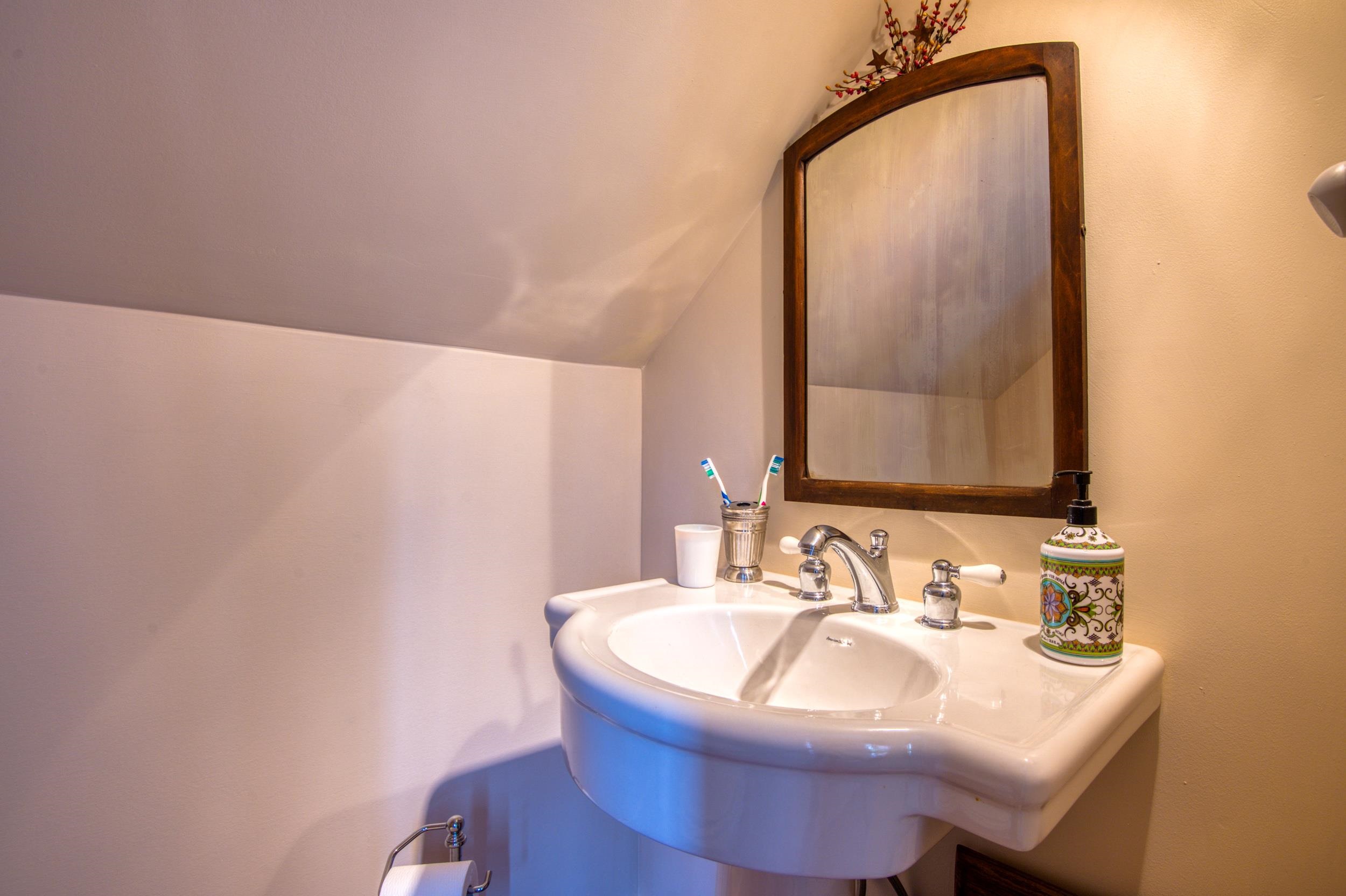 48 Cedar Street Concord, VT 05906 - Photo 11 of 38