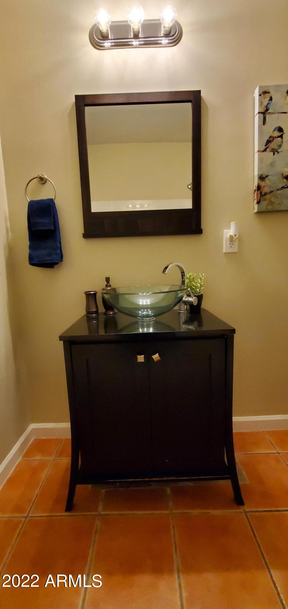 40 West Riverside Street Phoenix, AZ 85041 - Photo 12 of 19 Bathroom