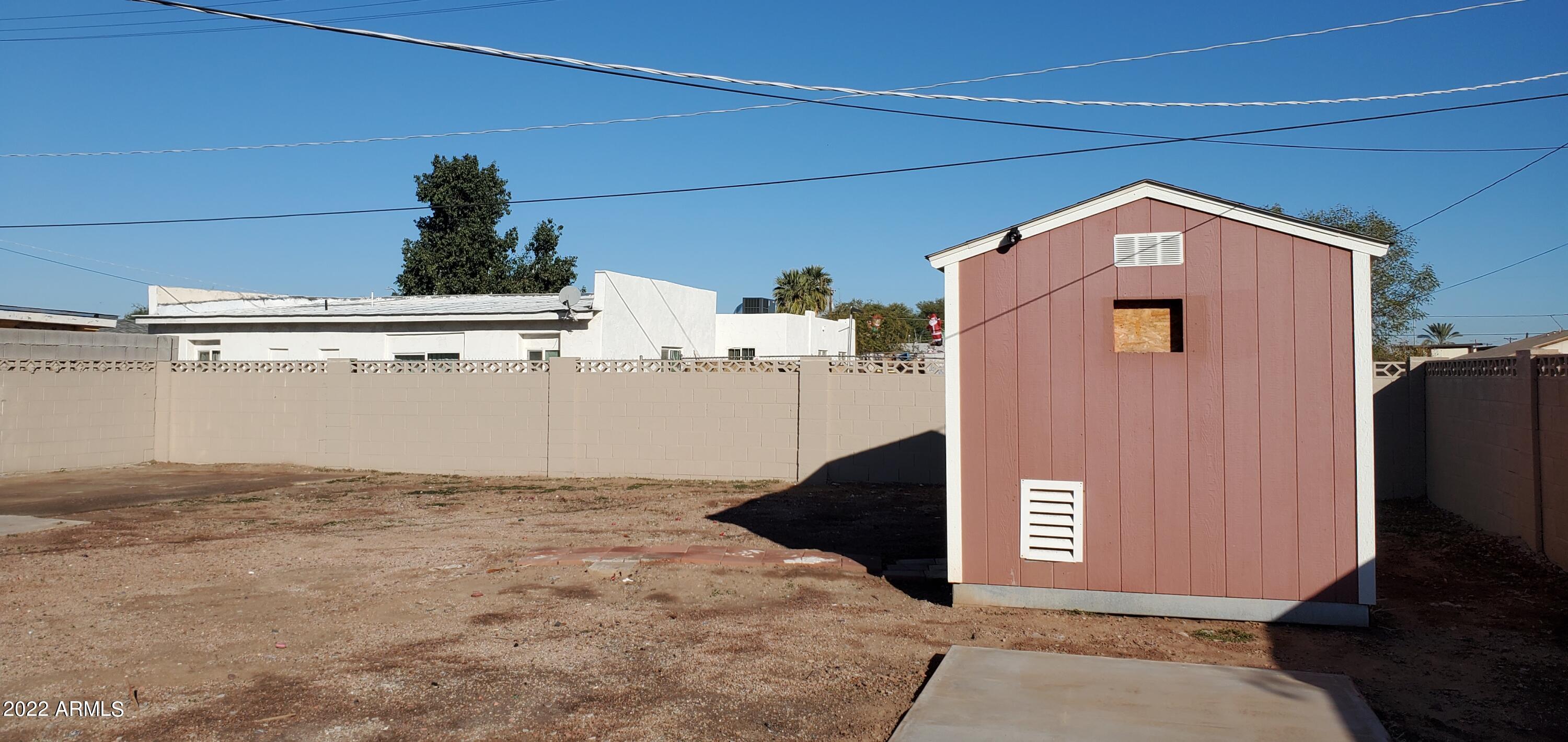 40 West Riverside Street Phoenix, AZ 85041 - Photo 18 of 19 Backyard