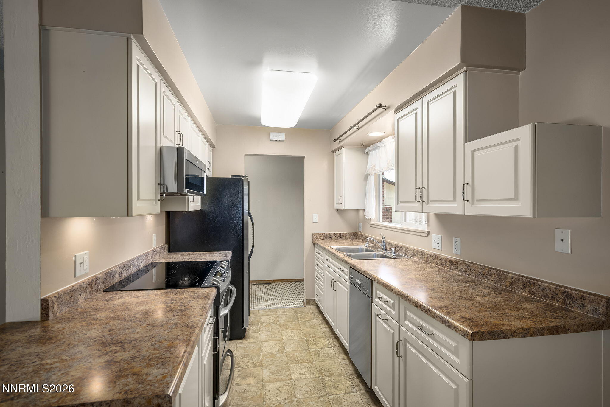 2055 Windsor Way Reno, NV 89503 - Photo 11 of 22 11-web-or-mls-_DSC0534
