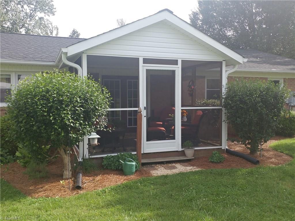 541 Sain Road Mocksville, NC 27028 - Photo 3 of 22 Gallery Image 3