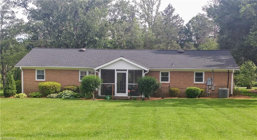 541 Sain Road Mocksville, NC 27028 - Photo 4 of 22 Gallery Image 4