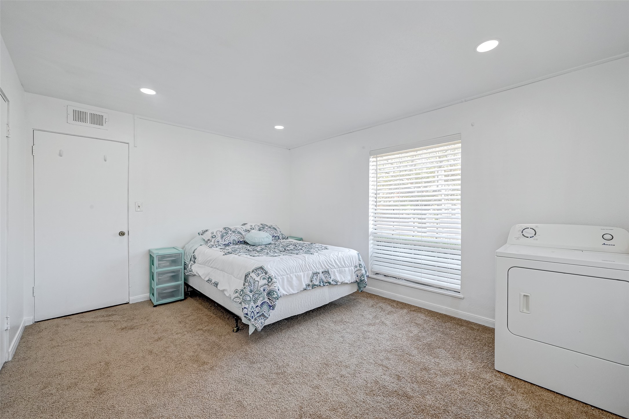 5863 Inwood Drive, Unit 3 Houston, TX 77057 - Photo 28 of 32