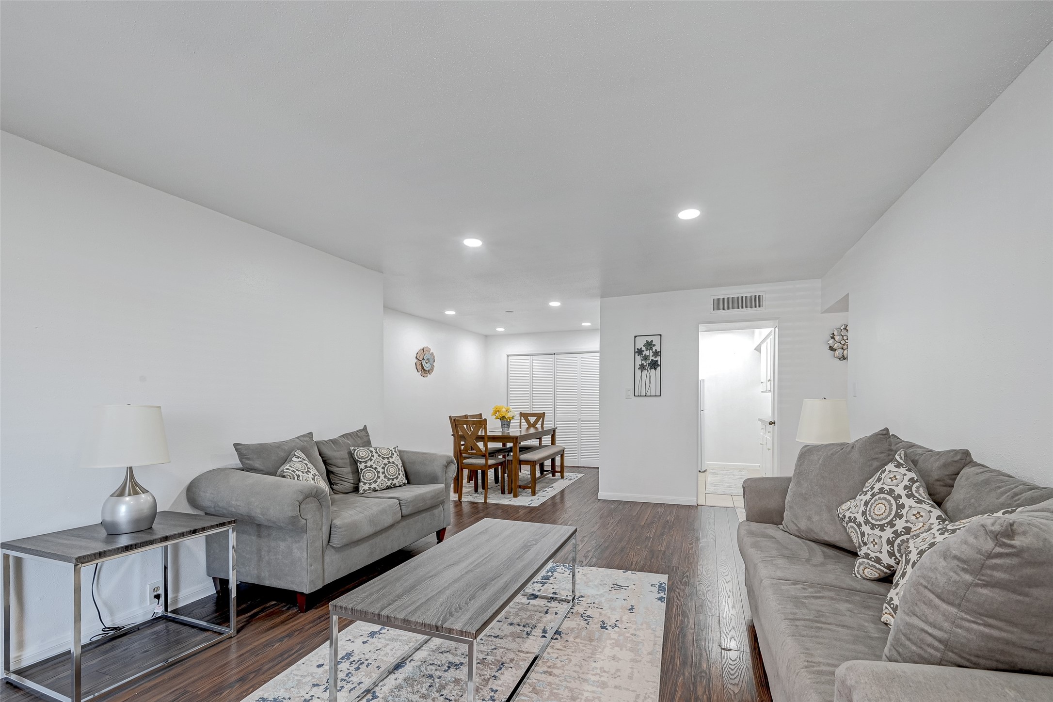 5863 Inwood Drive, Unit 3 Houston, TX 77057 - Photo 5 of 32