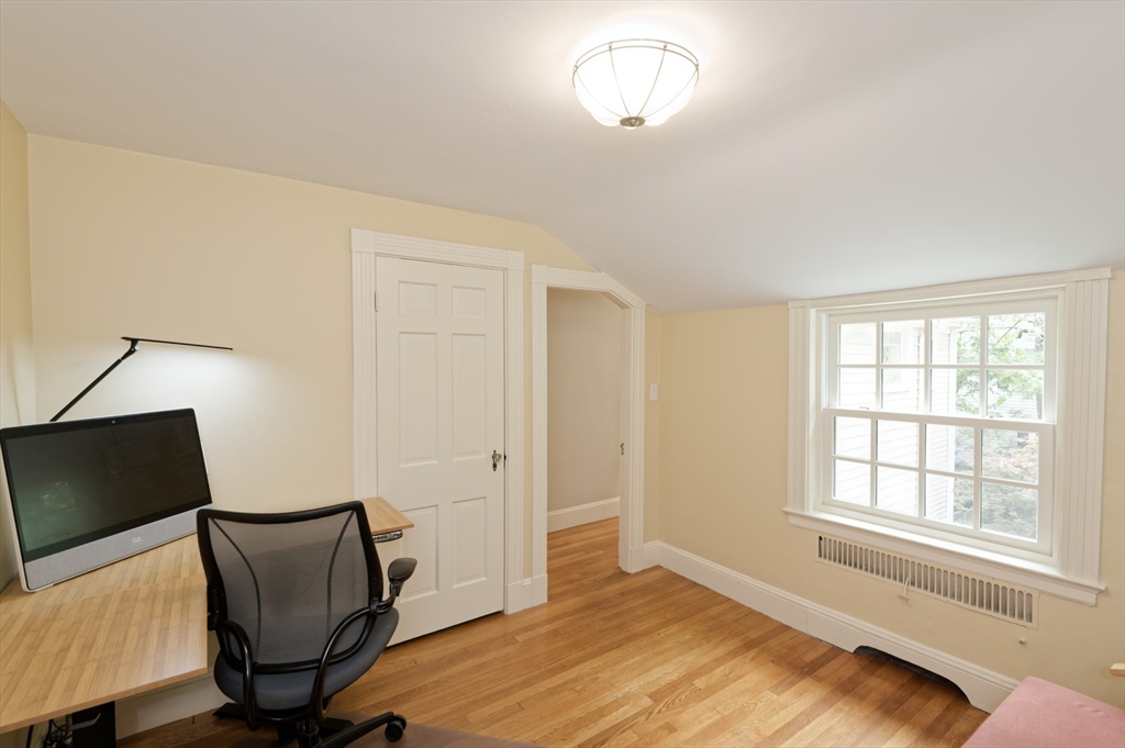 133 Arnold Road Newton, MA 02459 - Photo 16 of 42