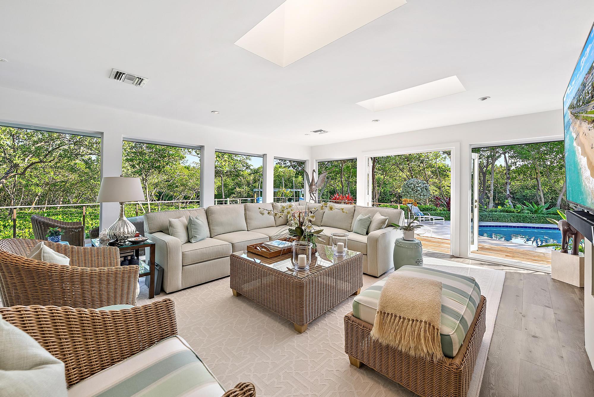 105 Harbor Way Hobe Sound, FL 33455 - Photo 16 of 29 105 Harbor Way-19