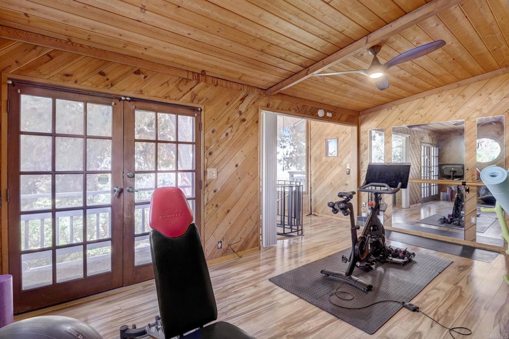 11615 Legendale Drive Lakeside, CA 92040 - Photo 20 of 33 a view of a livingroom with furniture