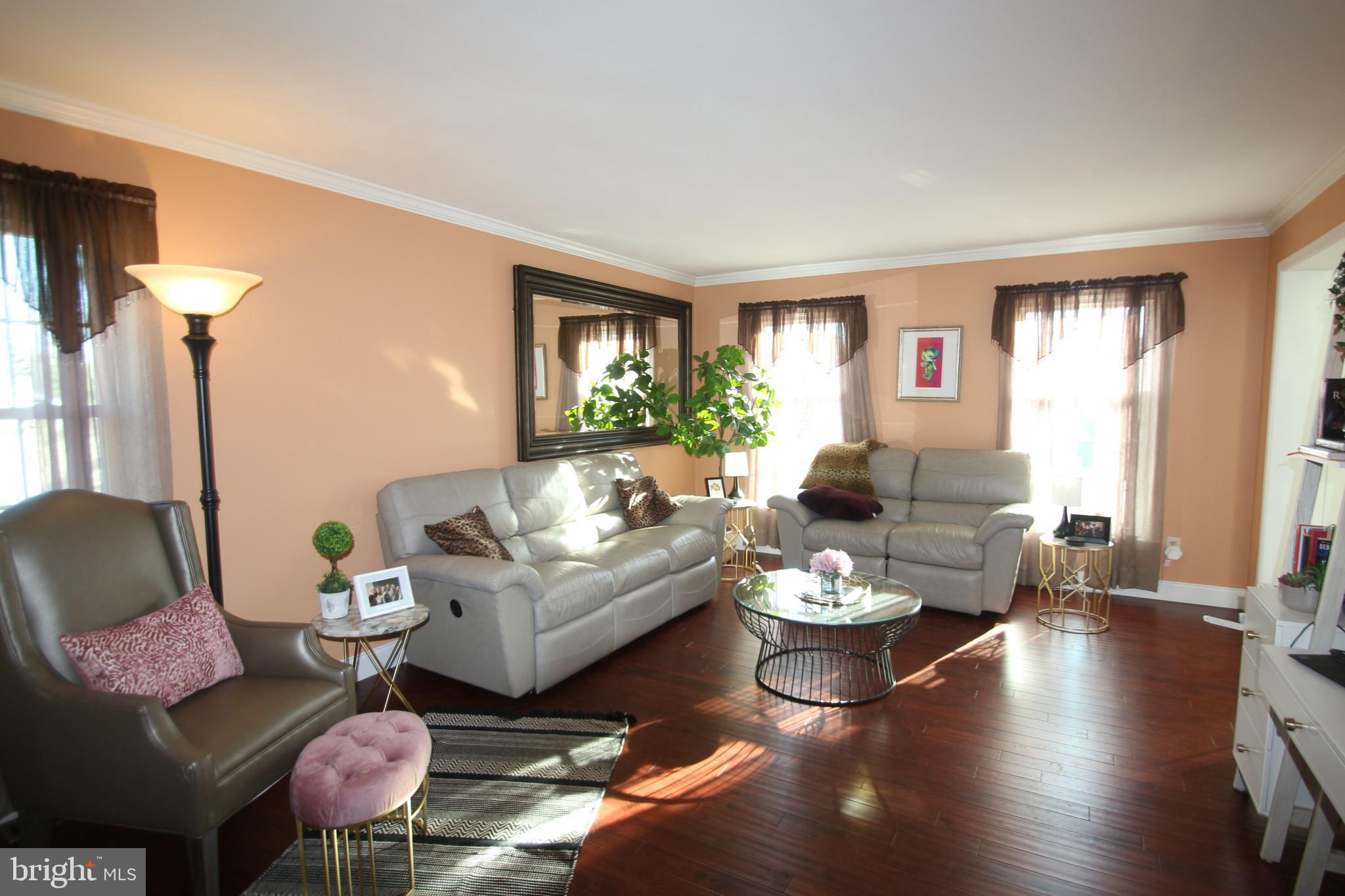 920 Capitol Road Norristown, PA 19403 - Photo 8 of 24 Gallery Image 8