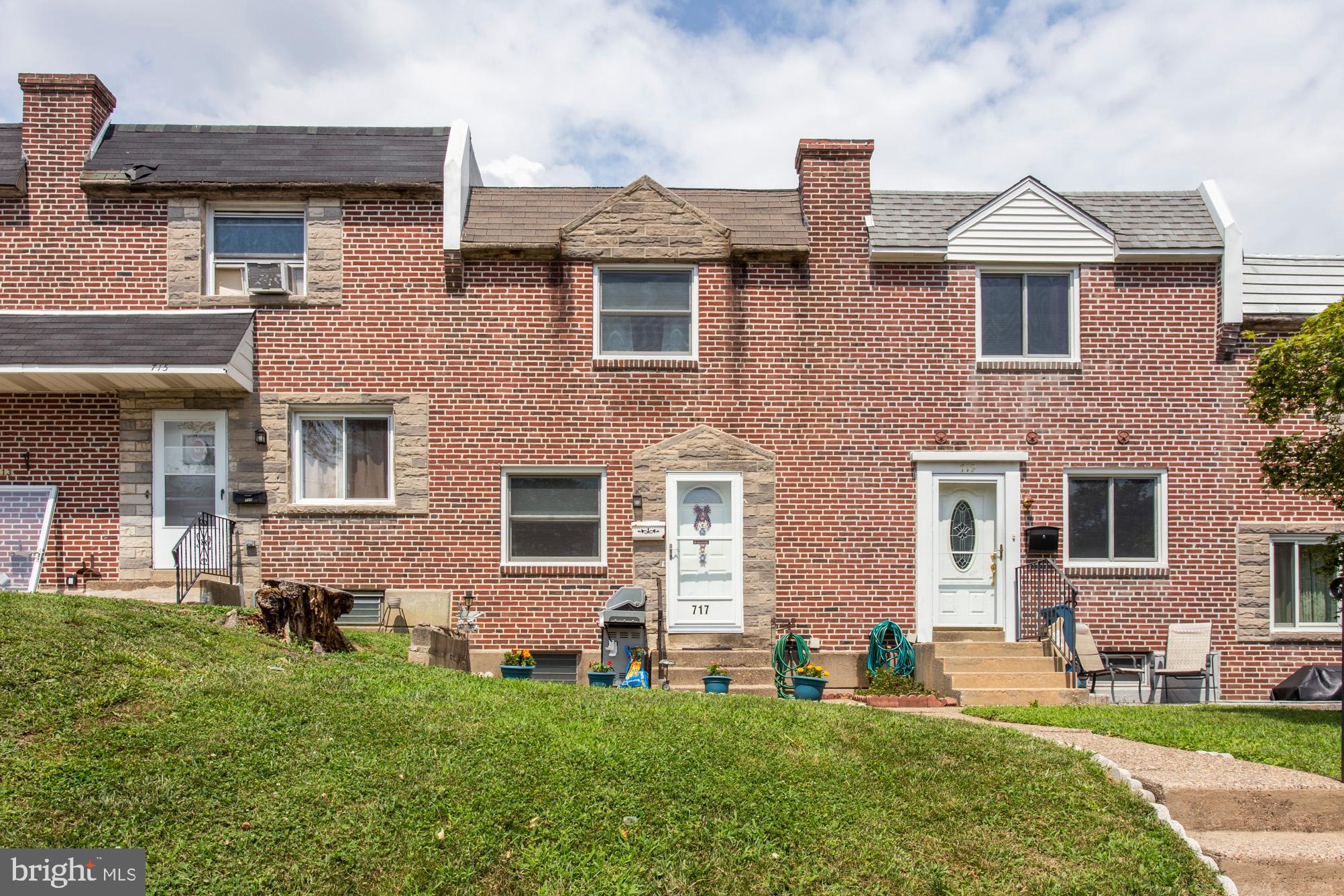 717 Grant Road Folcroft, PA 19032 - Photo 1 of 27