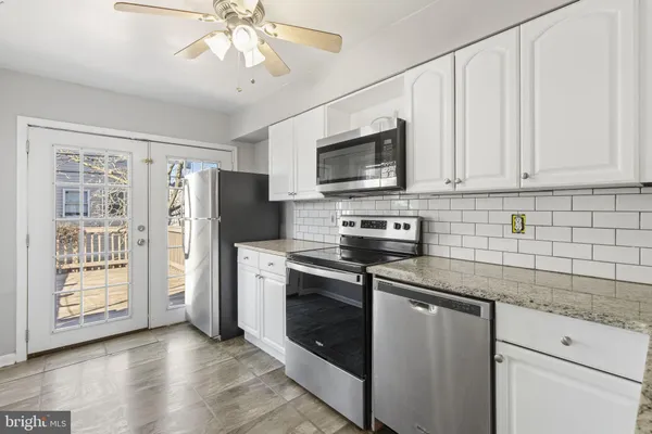 $1,850 | 12 South Washington Street, Baltimore, MD 21231