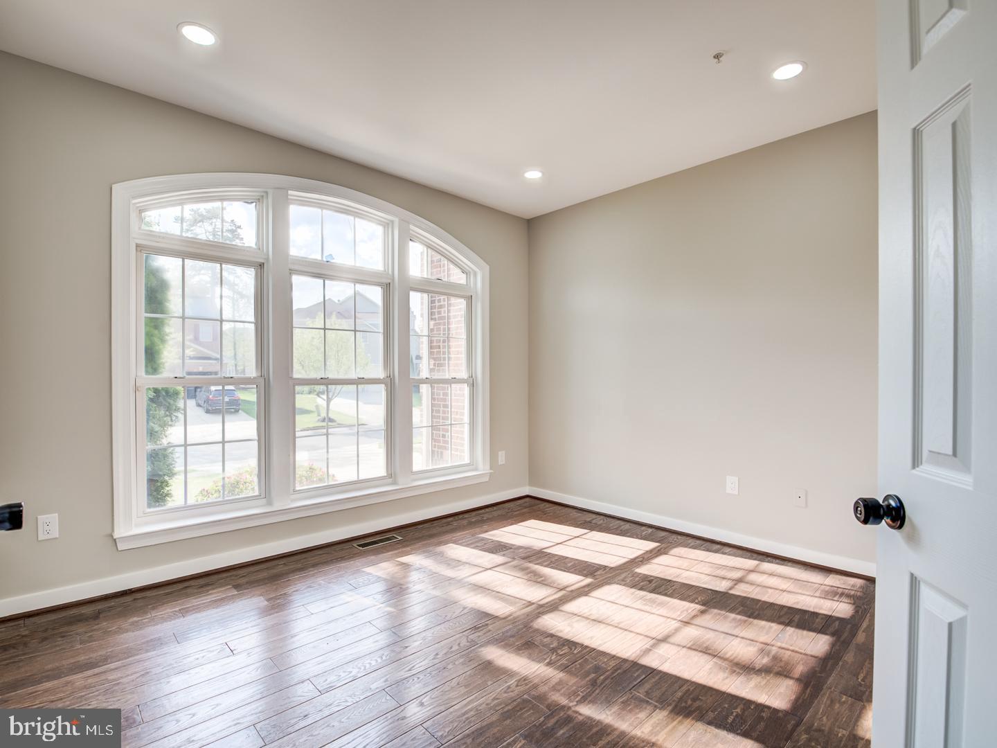 6209 Kinsey Terrace Lanham, MD 20706 - Photo 28 of 138