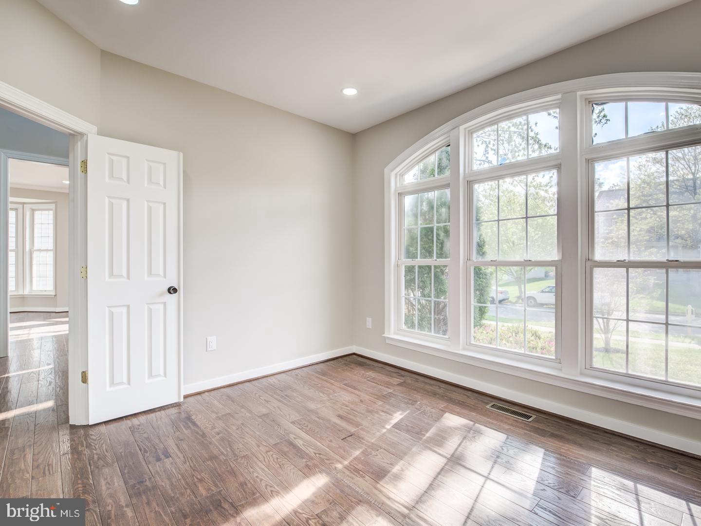 6209 Kinsey Terrace Lanham, MD 20706 - Photo 29 of 138