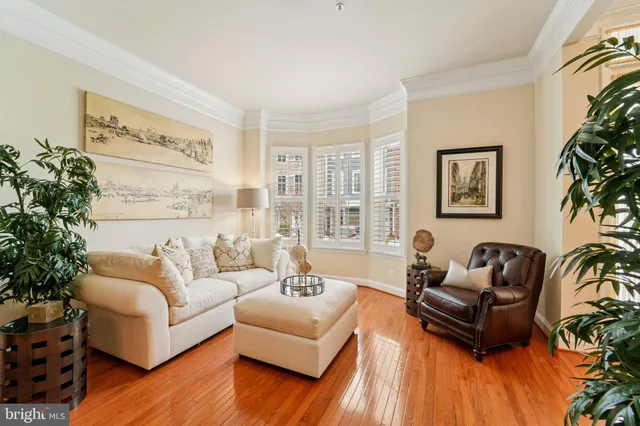 $675,000 | 6033 Talbot Drive, Ellicott City, MD 21043