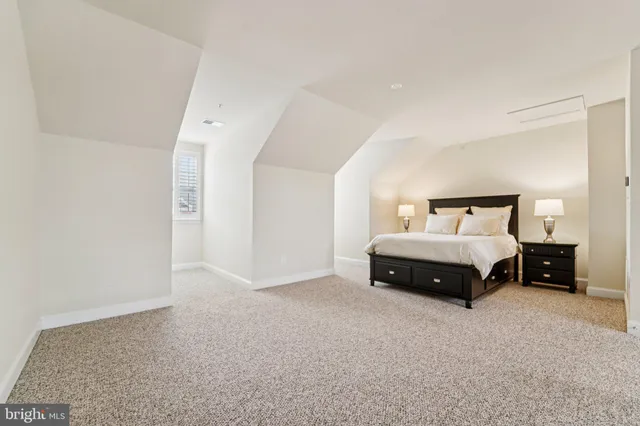 $675,000 | 6033 Talbot Drive, Ellicott City, MD 21043