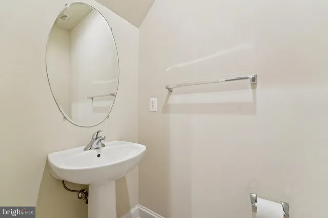 $675,000 | 6033 Talbot Drive, Ellicott City, MD 21043