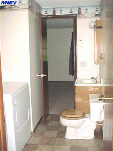 404 West Roe Street Ossian, IN 46777 - Photo 8 of 15 Gallery Image 8