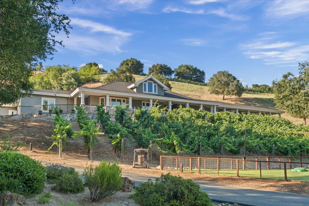 14411 Shannon Road Los Gatos, CA 95032 - Photo 100 of 138