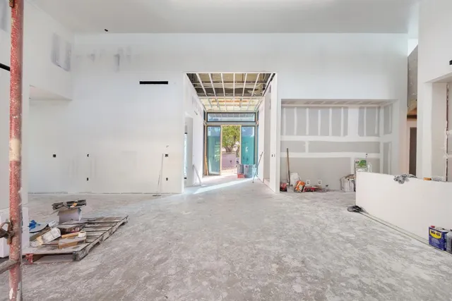 $5,195,001 | 1627 Coral Ridge Drive, Fort Lauderdale, FL 33305