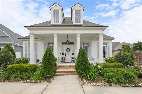 $635,000 | 176 Magnolia Mound Avenue, Covington, LA 70433