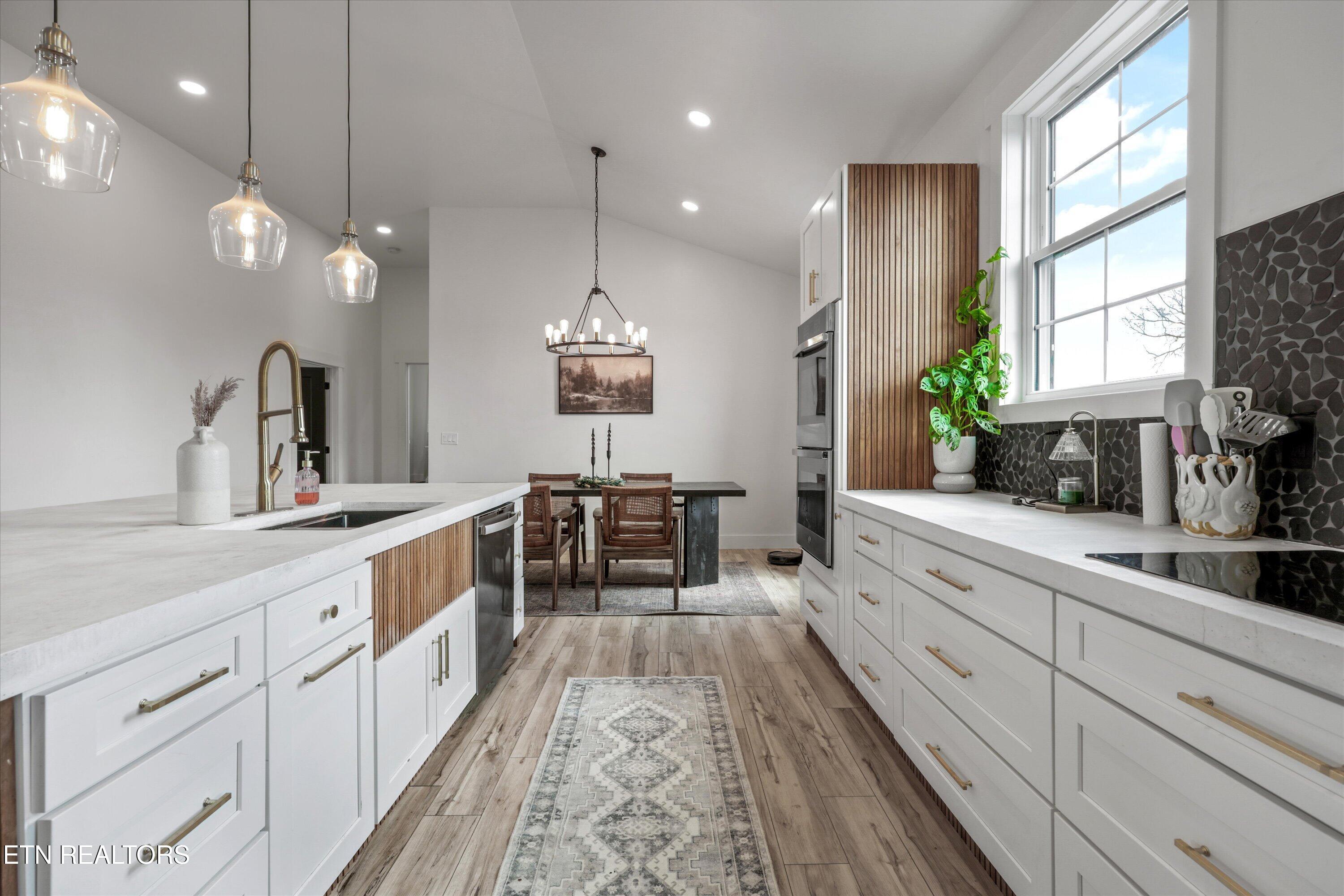 13161 Vonore Road Loudon, TN 37774 - Photo 5 of 41 Kitchen