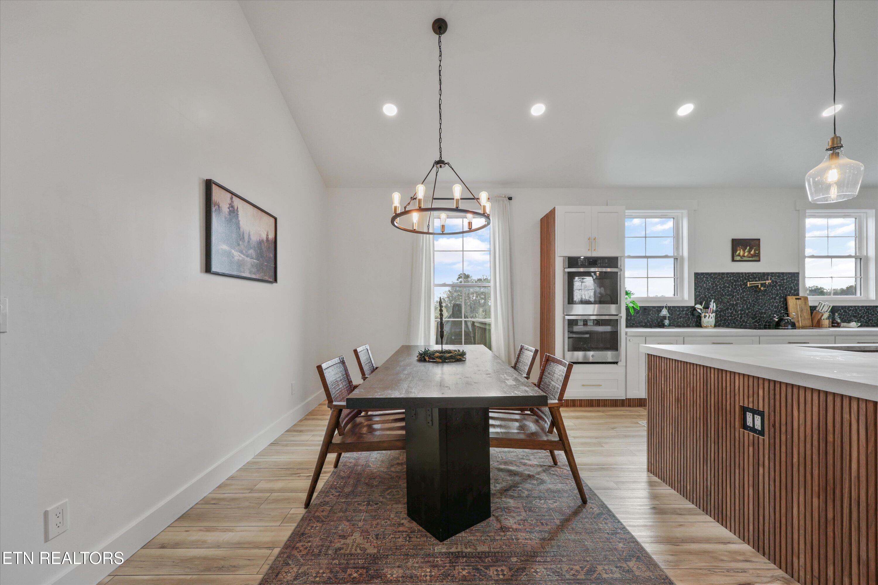 13161 Vonore Road Loudon, TN 37774 - Photo 8 of 41 Dinning area