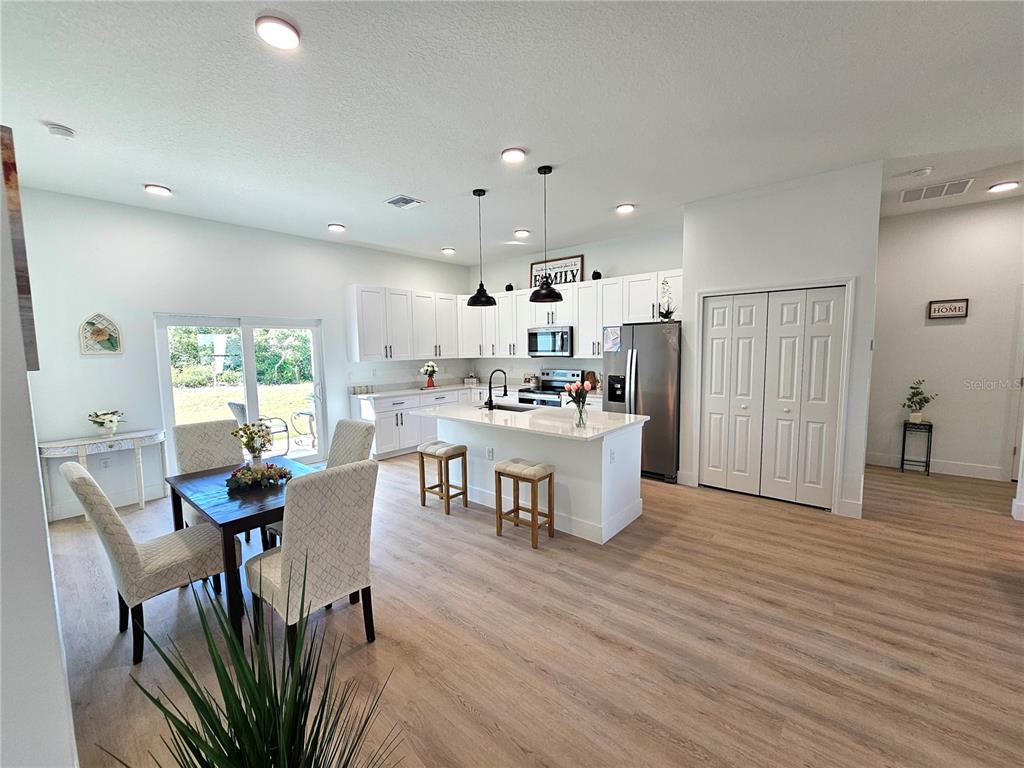 2523 Southwest 153rd Pl Road Ocala, FL 34473 - Photo 5 of 44