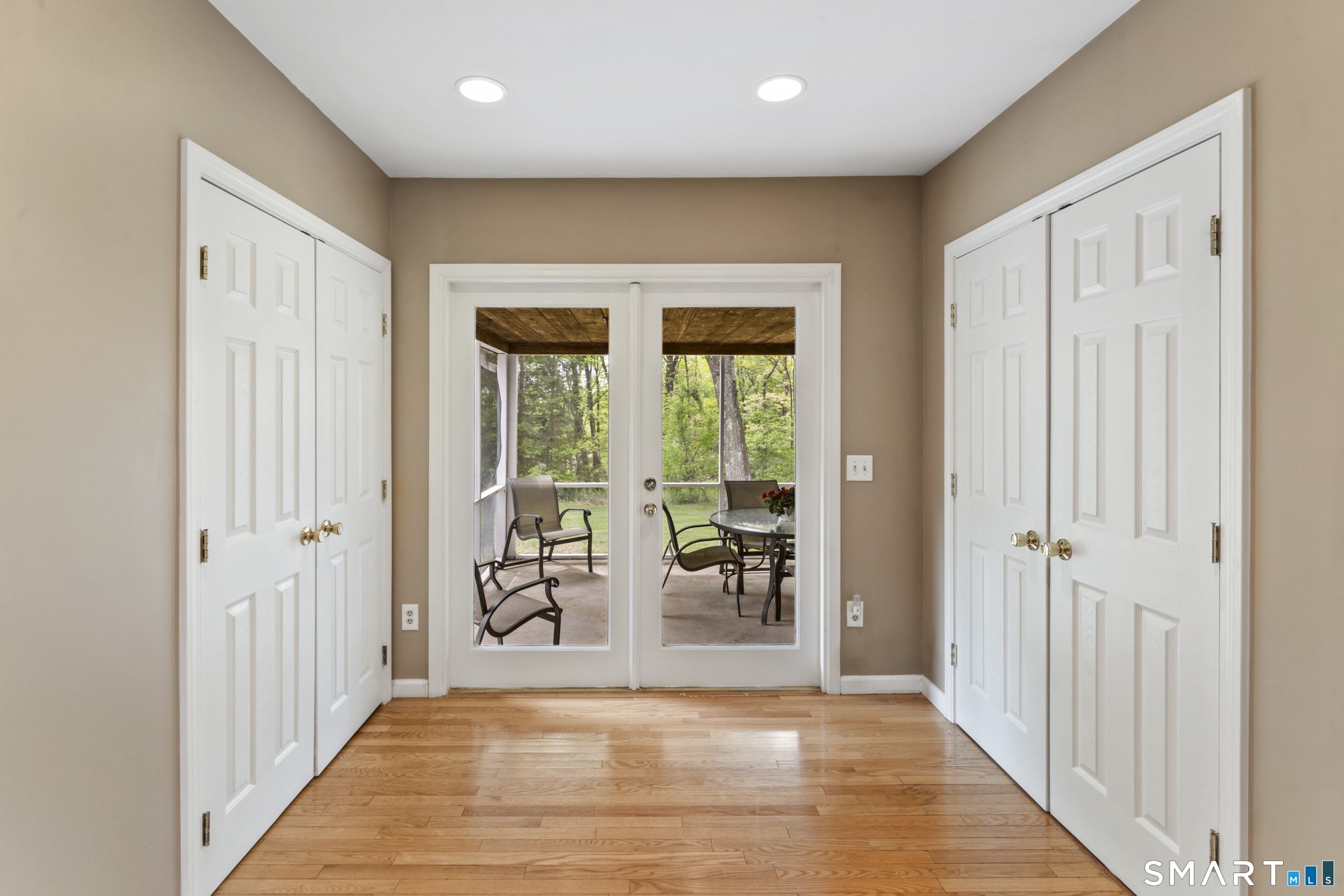 24 Ridgedale Road Bethel, CT 06801 - Photo 17 of 37